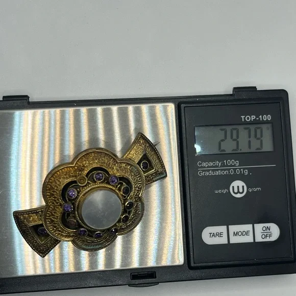 Victorian gold tone brooch pin purple rhinestones mother of pearl c clasp flower